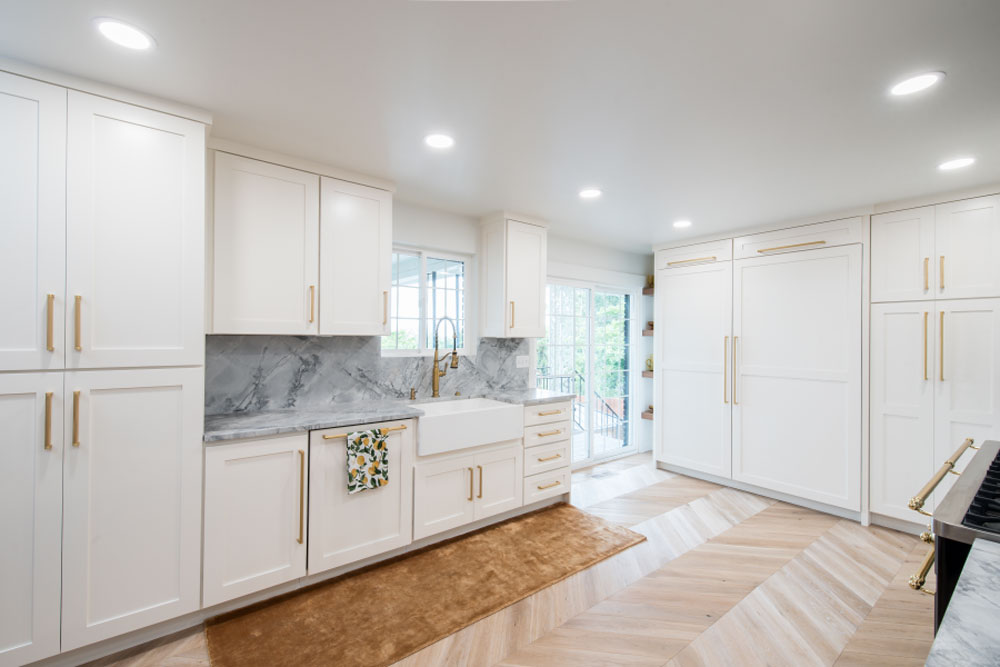 White Cabinets Gold Handles